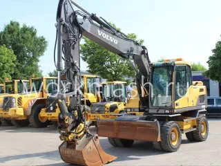 Колесный экскаватор Volvo EW 160