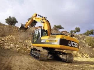 Гусеничный экскаватор с объемом ковша 1,6 куб.м. JCB JS 330LC