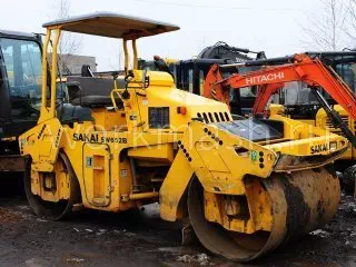 Аренда грунтового виброкатка SAKAI SW652В